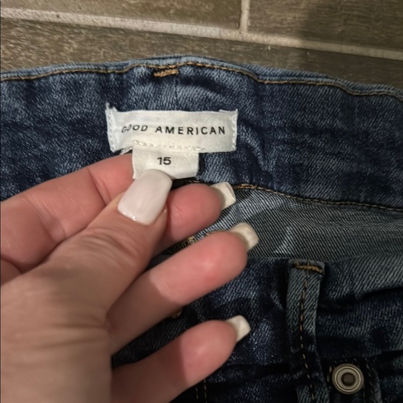 Good American Blue Straight Leg Jeans - Picture 2 of 16